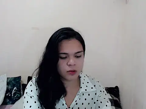 stripyapril online show from 12-18-25, 10:54