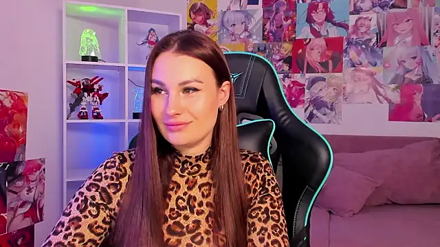 NoraFoxes online show from 02-03-26, 05:38