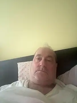 csikar online show from 04-24-26, 04:37