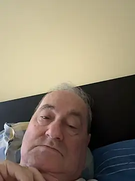 csikar online show from 04-27-26, 05:49