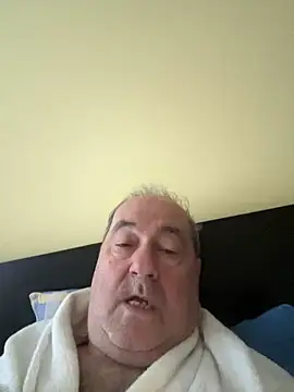 Snapshot of csikar chatting on 05-05-26, 04:53 csikar online show from 05-05-26, 04:53