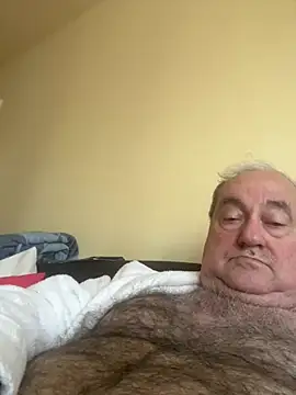 Snapshot of csikar chatting on 05-23-26, 10:30 csikar online show from 05-23-26, 10:30