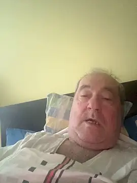 Snapshot of csikar chatting on 05-26-26, 04:41 csikar online show from 05-26-26, 04:41