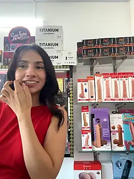 lunaluxury22 online show from 01-13-26, 08:47