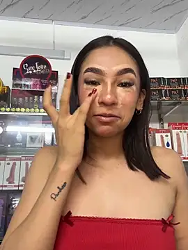 lunaluxury22 online show from 04-13-26, 11:05