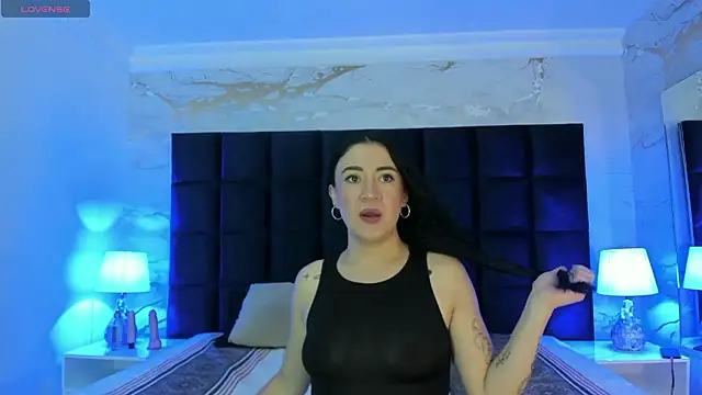 Victoria01  online show from 01-14-26, 01:00