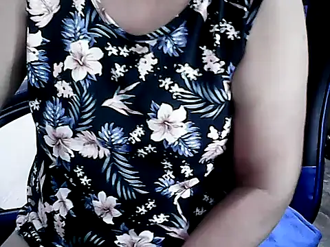 Snapshot of ChaChaMoreno_Palangga chatting on 12-14-25, 12:27 ChaChaMoreno Palangga online show from 12-14-25, 12:27