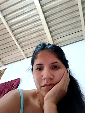 Snapshot of pig_piggy chatting on 12-13-25, 08:04 pig piggy online show from 12-13-25, 08:04