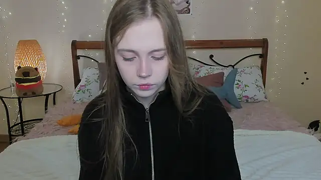 Snapshot of miya_soft chatting on 05-31-26, 01:36 miya soft online show from 05-31-26, 01:36