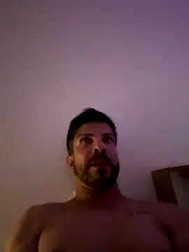 wesley fontes online show from 12-22-25, 04:04