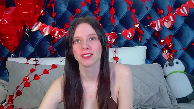 ArinaKubrick online show from 02-17-26, 04:13