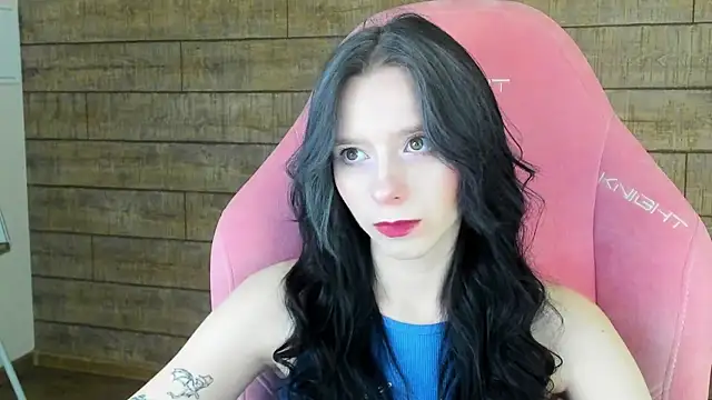 ArinaKubrick online show from 04-24-26, 04:20