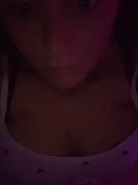 Snapshot of RubieXX chatting on 12-14-25, 10:25 RubieXX online show from 12-14-25, 10:25