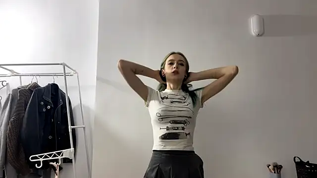 MerIeBremmer online show from 12-16-25, 05:07