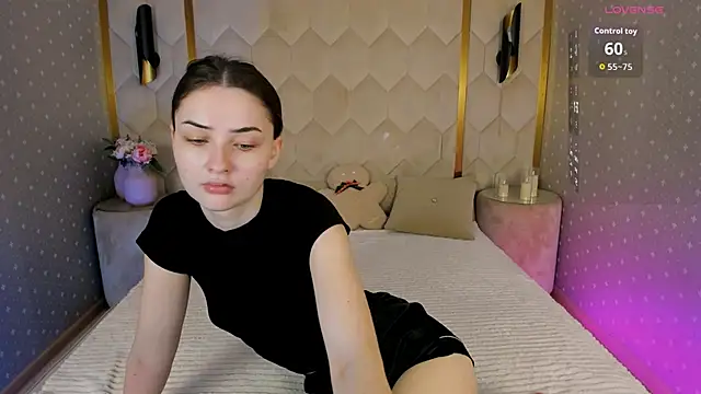 LissieVibes online show from 02-25-26, 01:43