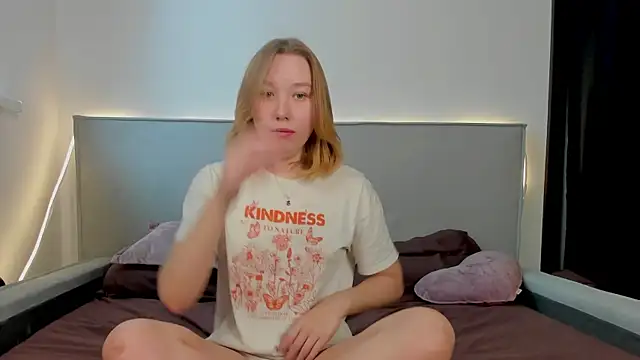 Agatha Mayson online show from 02-21-26, 07:09