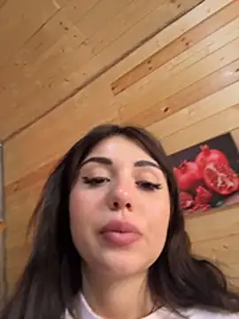 SilkyMira online show from 04-18-26, 10:30