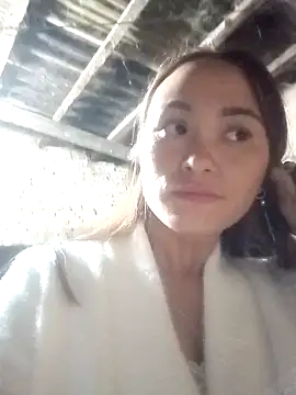 ngaytho004 online show from 12-18-25, 01:17