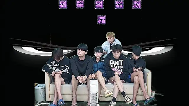 yujiannanpu online show from 01-06-26, 02:59