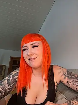 Snapshot of ScarletVixenLive chatting on 02-18-26, 02:57 ScarletVixenLive online show from 02-18-26, 02:57