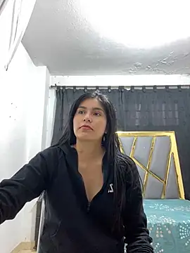 kangomez19 online show from 02-27-26, 07:25