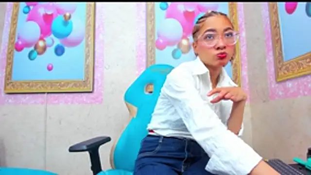 Snapshot of Jadde_Greyy_ chatting on 03-26-26, 12:00 Jadde Greyy online show from 03-26-26, 12:00