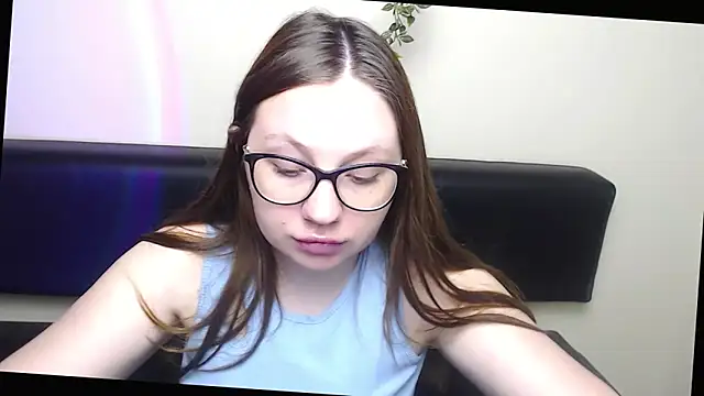 LiliaErmi online show from 04-27-26, 06:44