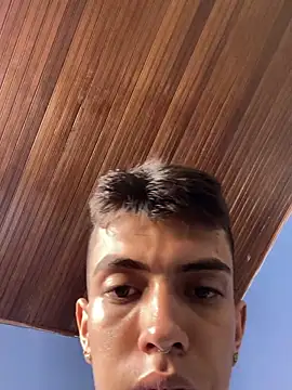 Juan Gomezz26 online show from 02-12-26, 08:26