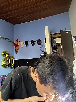 Juan Gomezz26 online show from 03-05-26, 09:44