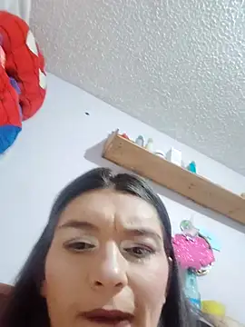 Snapshot of Afrodita2035 chatting on 12-15-25, 05:17 Afrodita2035 online show from 12-15-25, 05:17