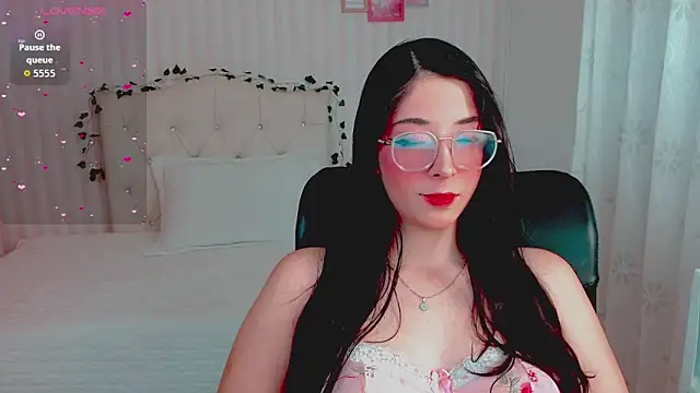 emmalove doll online show from 03-14-26, 12:17