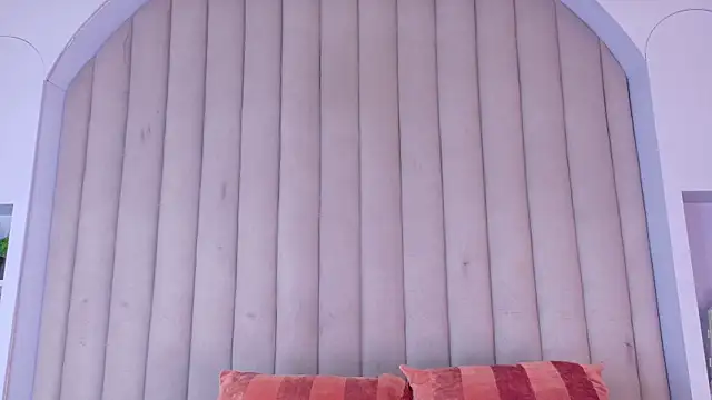 Miia Anderson online show from 04-27-26, 08:07