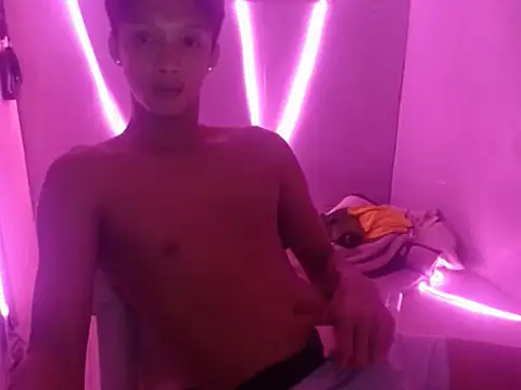 Massive hunk online show from 03-08-26, 06:12