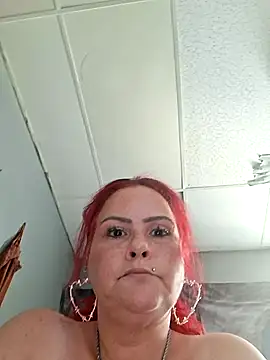 Goddessalizeee online show from 06-12-26, 07:13