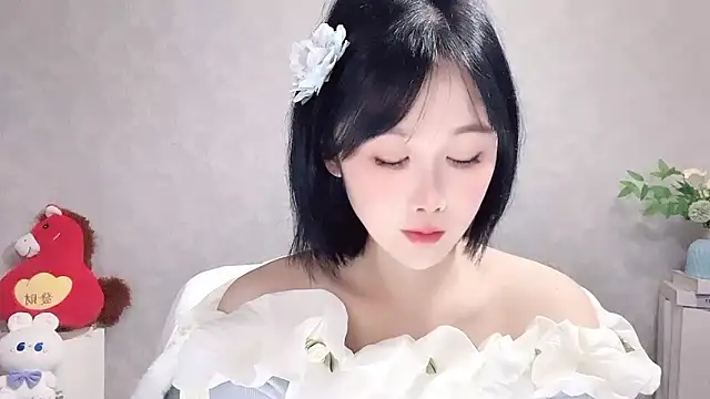 Pinkgirl520 online show from 04-06-26, 02:31