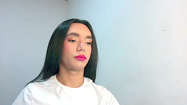 Sthefanyx2 online show from 04-28-26, 01:04