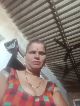 Snapshot of Pinki_rajak chatting on 06-16-26, 11:29 Pinki rajak online show from 06-16-26, 11:29