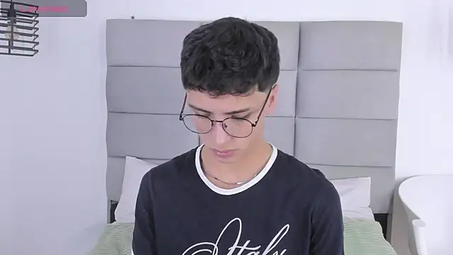 JoshClaarktt online show from 03-18-26, 04:04