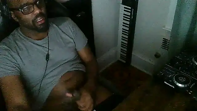 MrUnintentional online show from 01-07-26, 05:32