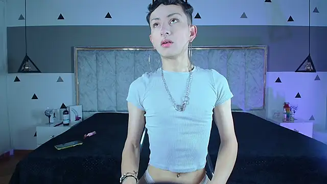 JiangShy666 online show from 04-07-26, 11:32