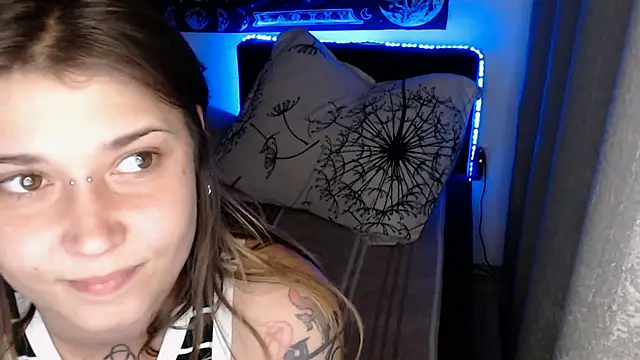 AlienforTwenty online show from 07-20-26, 11:07