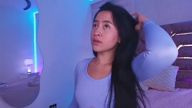 sofia go  online show from 04-28-26, 11:59