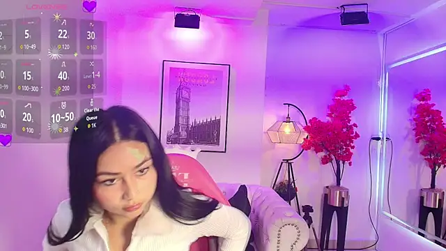 Snapshot of Carolina_cherry chatting on 12-17-25, 11:49 Carolina cherry online show from 12-17-25, 11:49