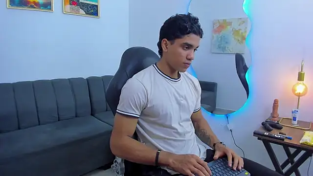 Dustyn Michelle1 online show from 02-09-26, 07:51