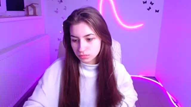 Snapshot of __Sweetie__ chatting on 12-14-25, 12:32 Sweetie online show from 12-14-25, 12:32