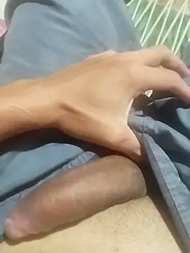 Snapshot of thsexo chatting on 12-14-25, 02:17 thsexo online show from 12-14-25, 02:17