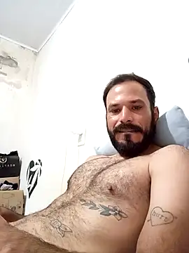 Snapshot of Dionaatanm chatting on 12-13-25, 11:54 Dionaatanm online show from 12-13-25, 11:54