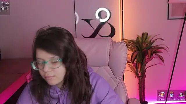 Ariell Mini online show from 02-16-26, 01:07