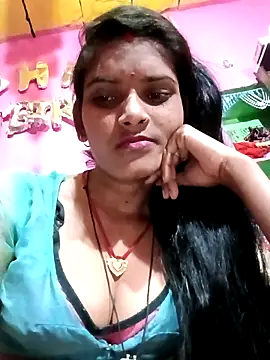 Punam sekhavat online show from 04-18-26, 11:38