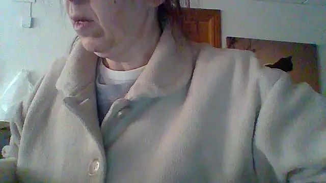 Lunamaya7 online show from 01-16-26, 03:49